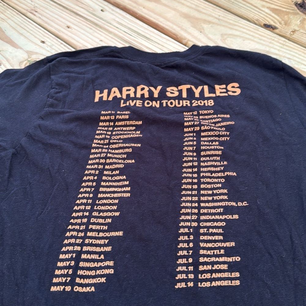 Harry Styles Live on Tour 2018 Band T-Shirt Size M| Concert trendy Band Tee - Picture 4 of 8